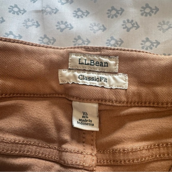 LL Bean Women's Classic Fit Tan Straight Leg Size 10 Jeans - Picture 7 of 8